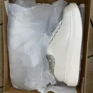 Steve Madden | Shoes | Gasp Rhinestones Steve Madden | Poshmark